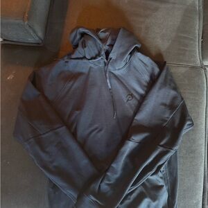 Peleton lululemon athletica Dark
Navy Hoodie